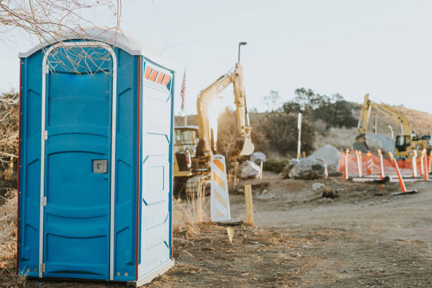 Best Portable bathroom rental  in Arkansas City, KS